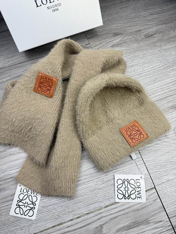 Loewe Scarf Hat dx (10)