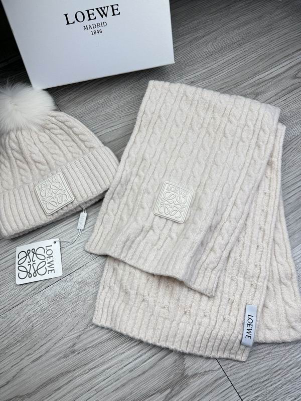 Loewe Scarf Hat dx (42)