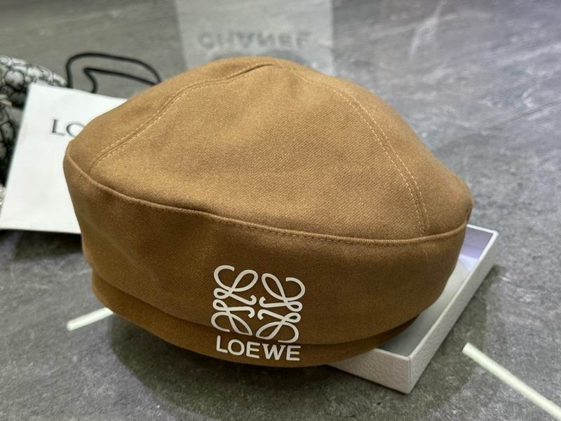 Loewe beret dx (270)