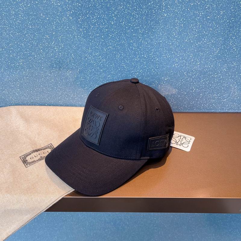 Loewe cap (275)