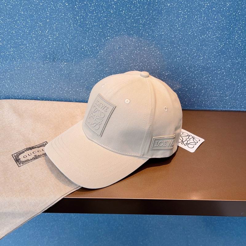 Loewe cap (285)