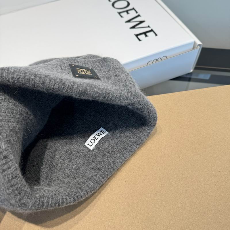 Loewe hat (726)