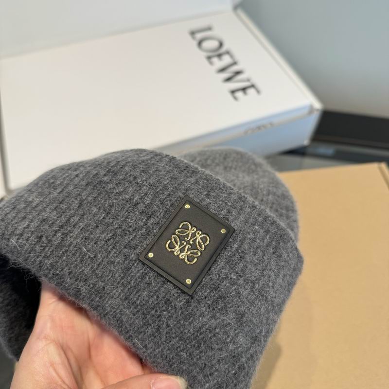 Loewe hat (727)