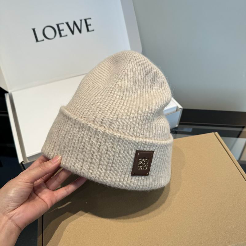 Loewe hat (738)