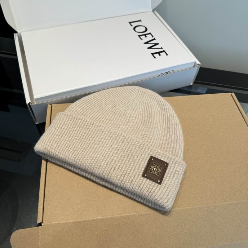 Loewe hat (740)