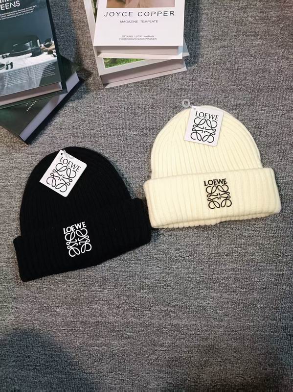 Loewe hat dx (630)