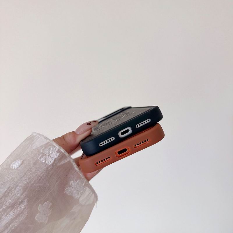 Loewe iPhone 17-17Pro Max 47 (7)