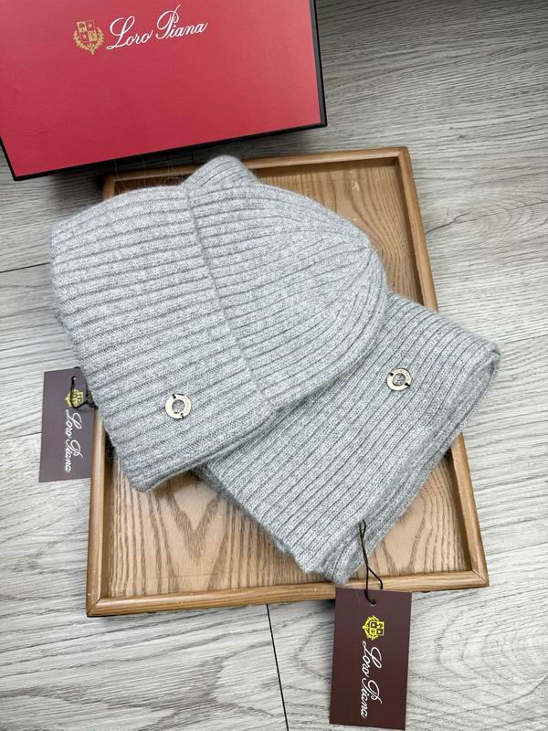 Loro Piana Scarf Hat E (116)