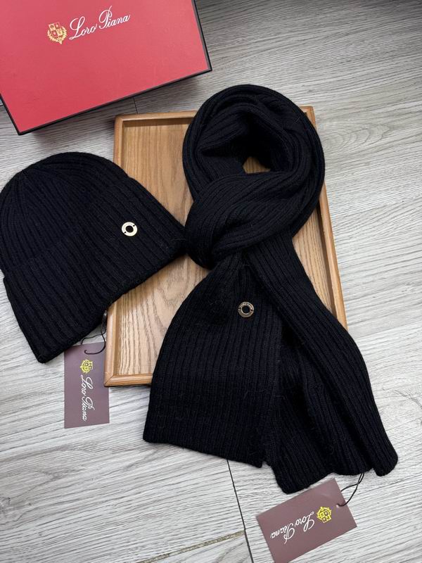 Loro Piana Scarf Hat E (120)