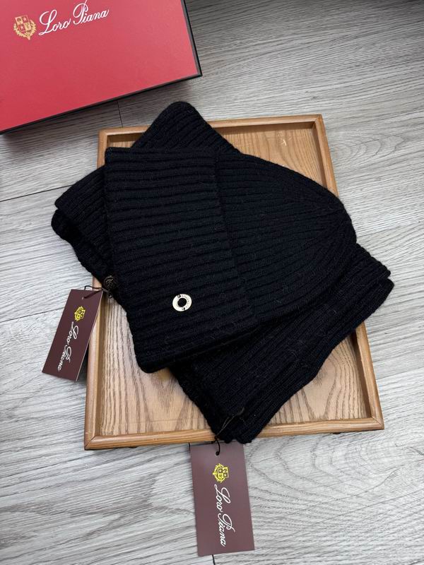 Loro Piana Scarf Hat E (125)