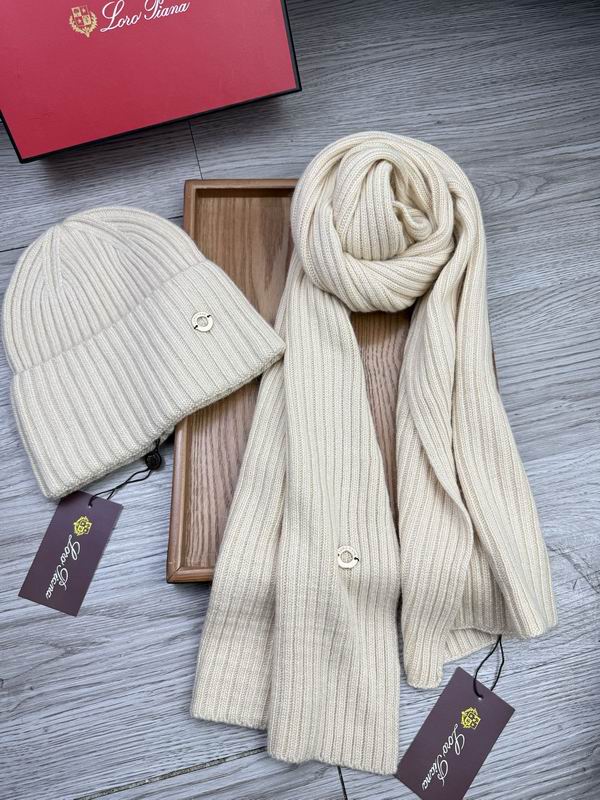 Loro Piana Scarf Hat E (130)