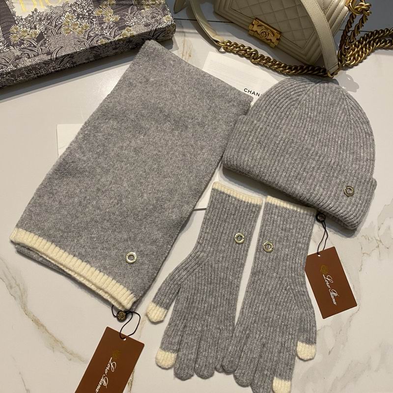 Loro Piana Scarf Hat Gloves (10)