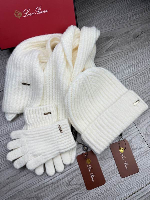 Loro Piana Scarf Hat Gloves dx (1)
