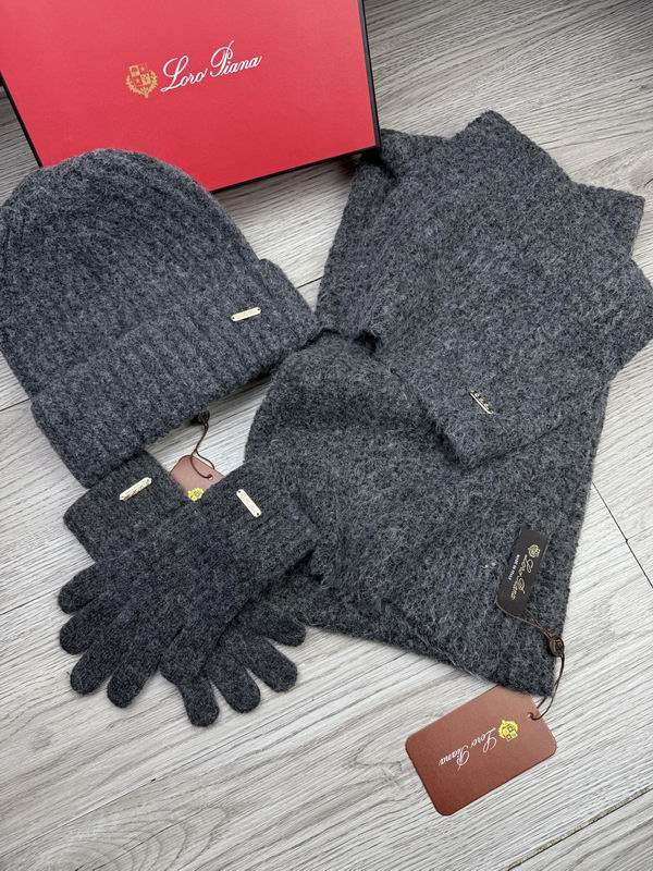 Loro Piana Scarf Hat Gloves dx (32)