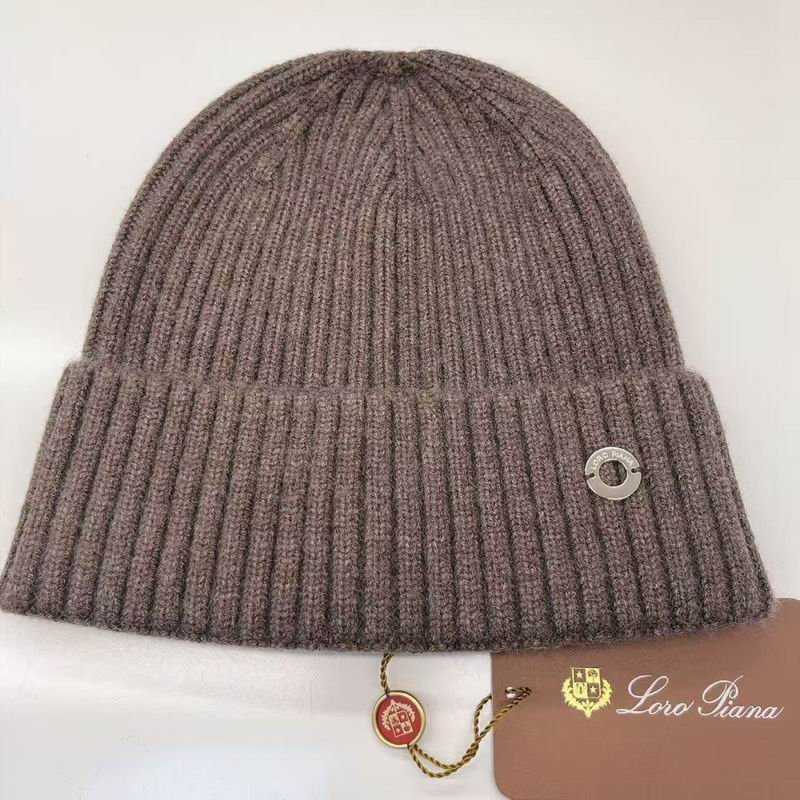 Loro Piana hat (1552)