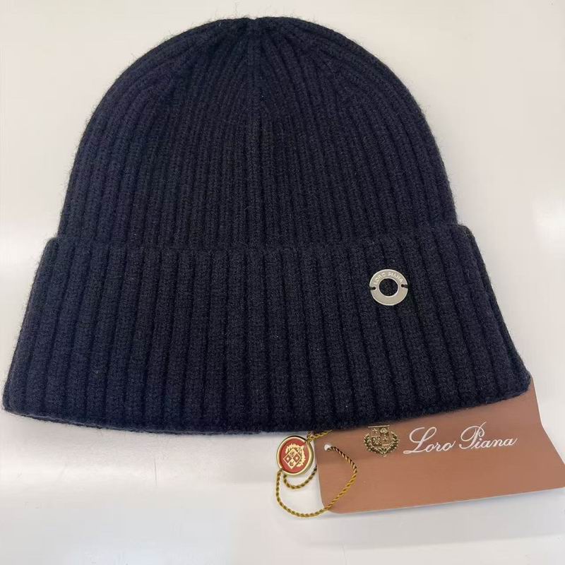 Loro Piana hat (1553)