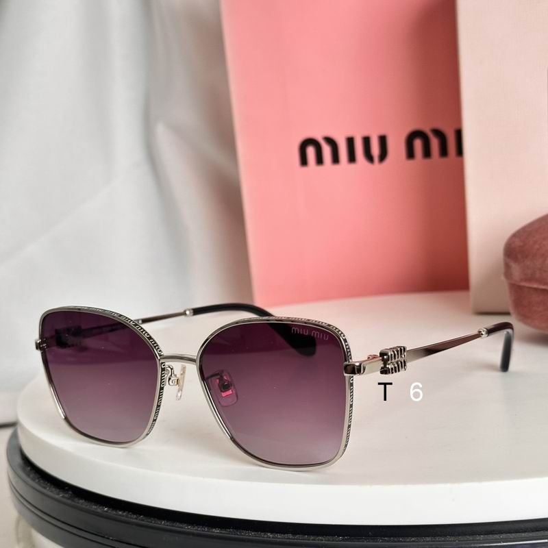 MIuMiu MUA10 55 18-140 e02