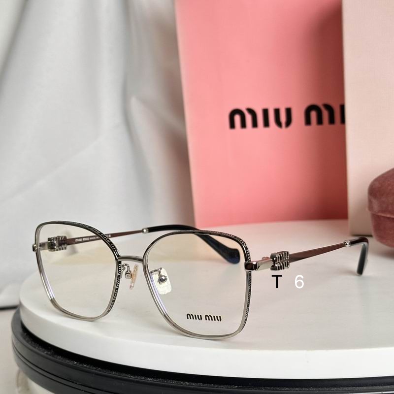 MiuMiu  SMUA10 55 18-140 e 04
