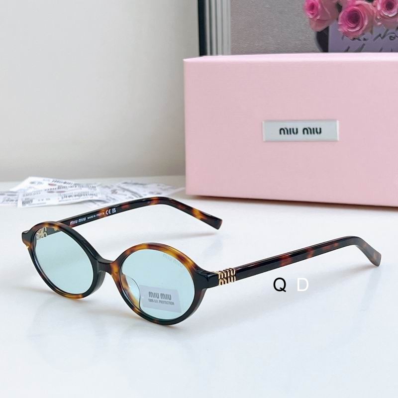 MiuMiu 110901 50 18-140 a05