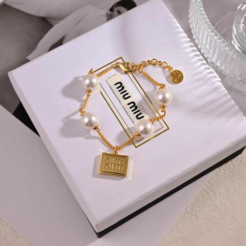 MiuMiu Bracelet 08yxq03 (4)