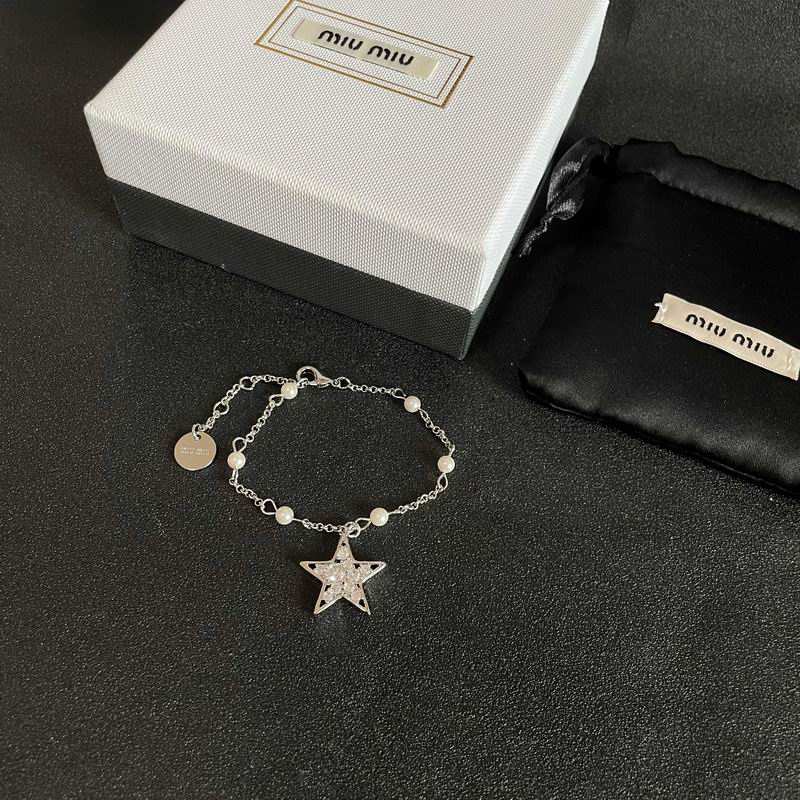MiuMiu Bracelet 10yxq01 (5)