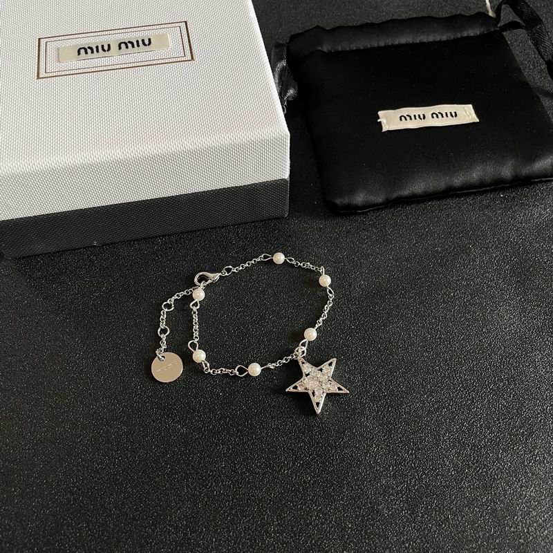 MiuMiu Bracelet 10yxq01 (6)