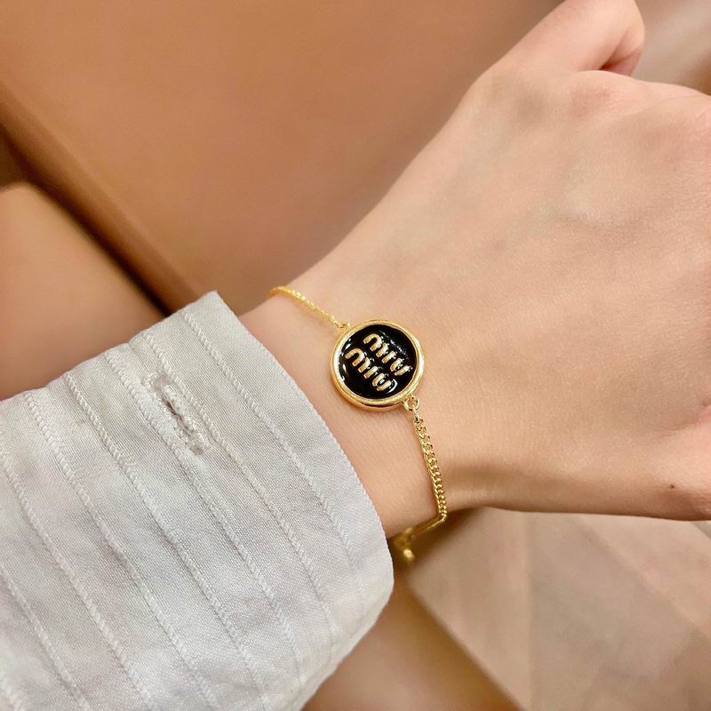 MiuMiu Bracelet 10yxq04 (2)