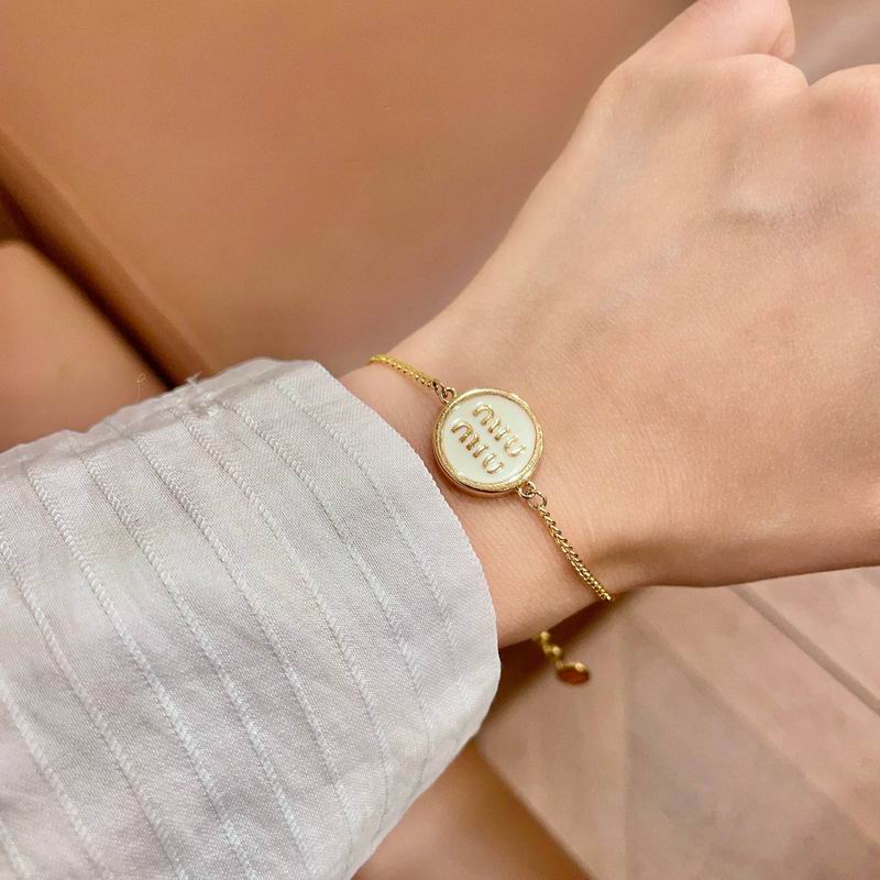 MiuMiu Bracelet 10yxq05 (2)