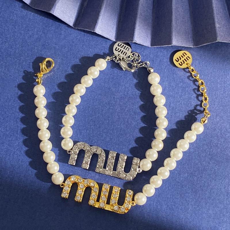 MiuMiu Bracelet 10yxq07 (1)