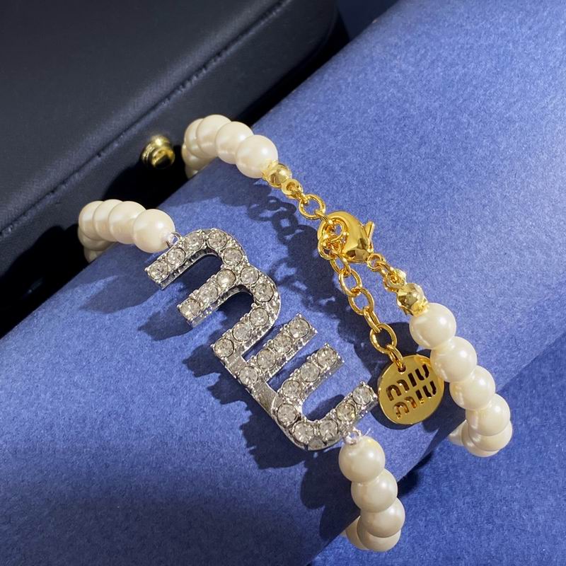 MiuMiu Bracelet 10yxq07 (5)