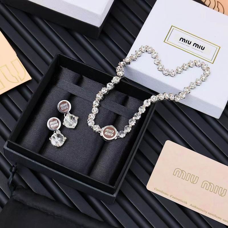 MiuMiu Necklace 11yxq01 (7)
