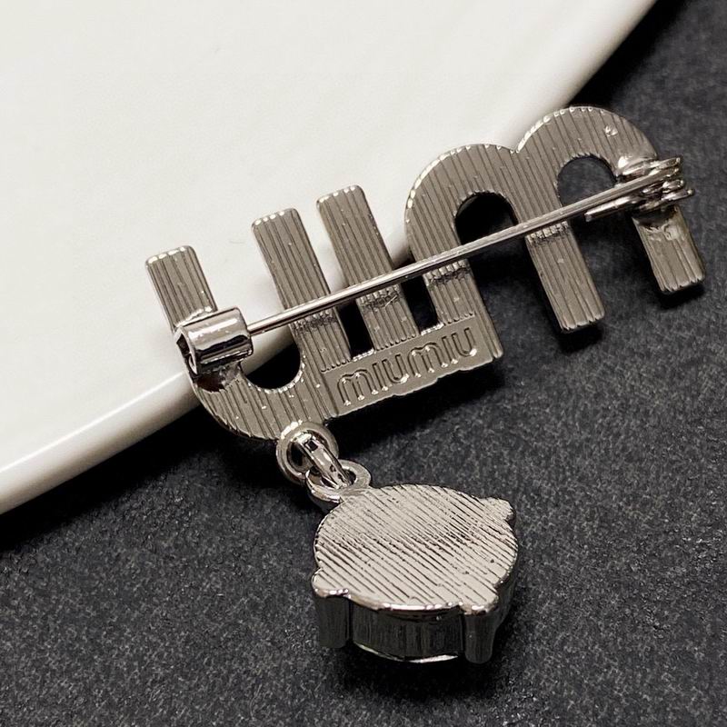MiuMiu brooch 09yxq01 (6)