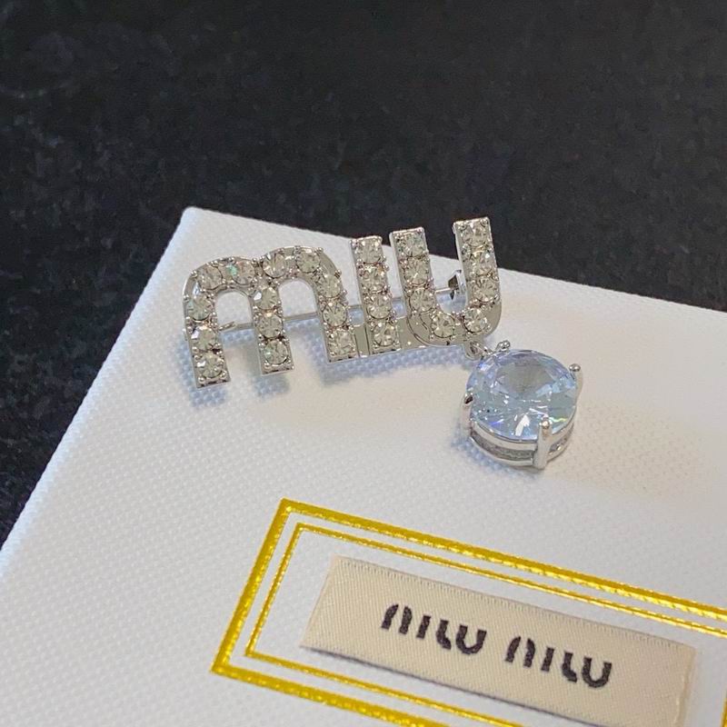MiuMiu brooch 09yxq02 (3)