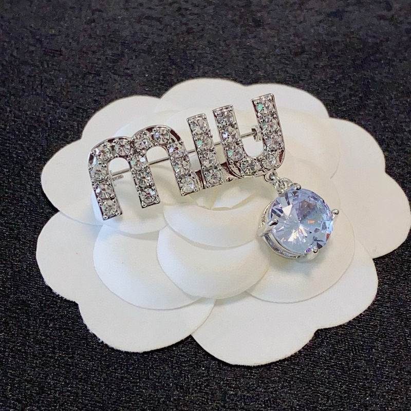 MiuMiu brooch 09yxq02 (4)