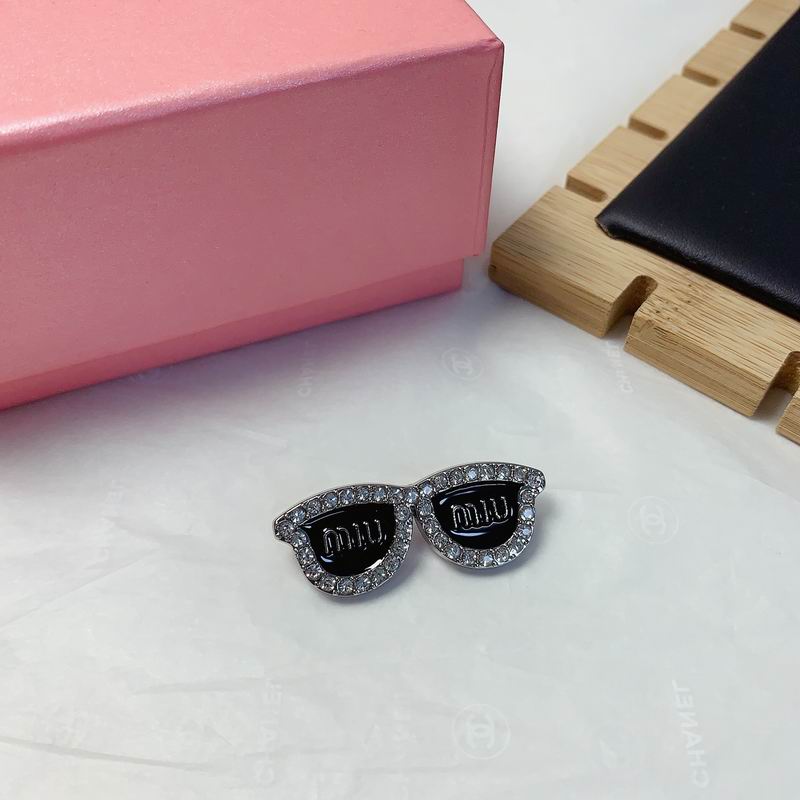 MiuMiu brooch 11yxq01 (7)