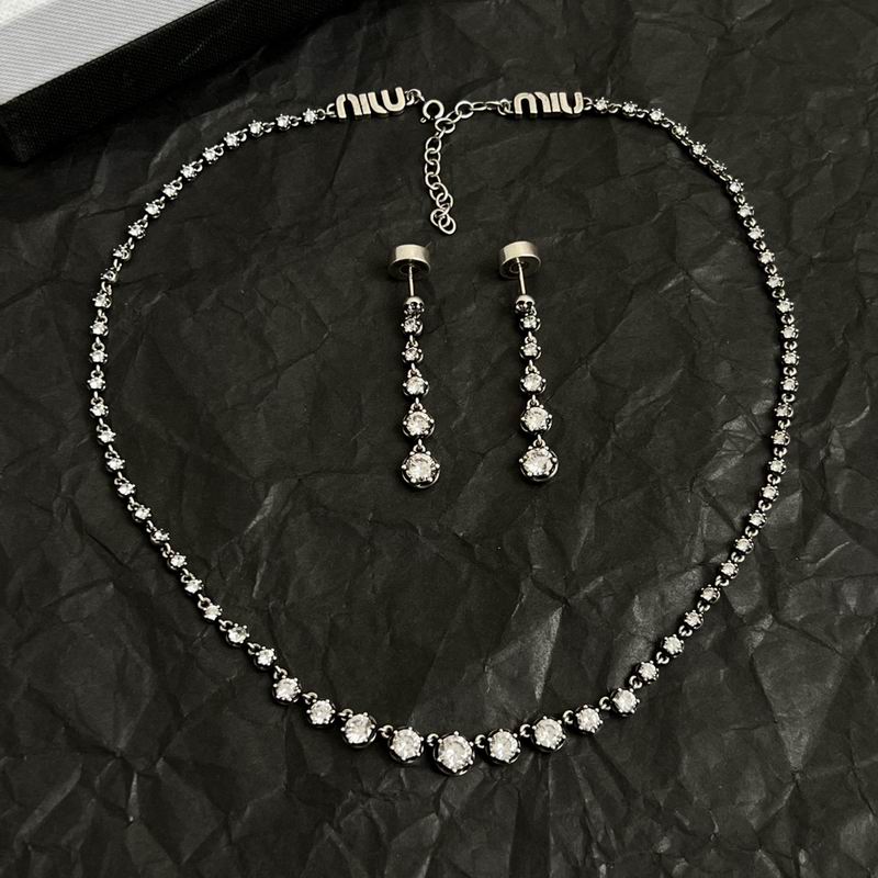 MiuMiu suits 10yxq01 (4)