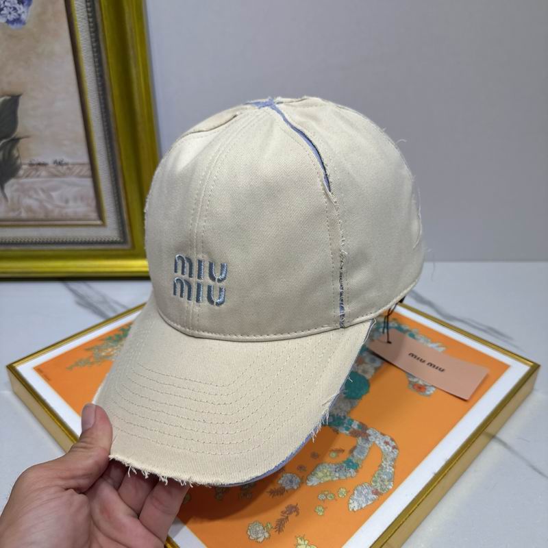Miumiu Cap (471)