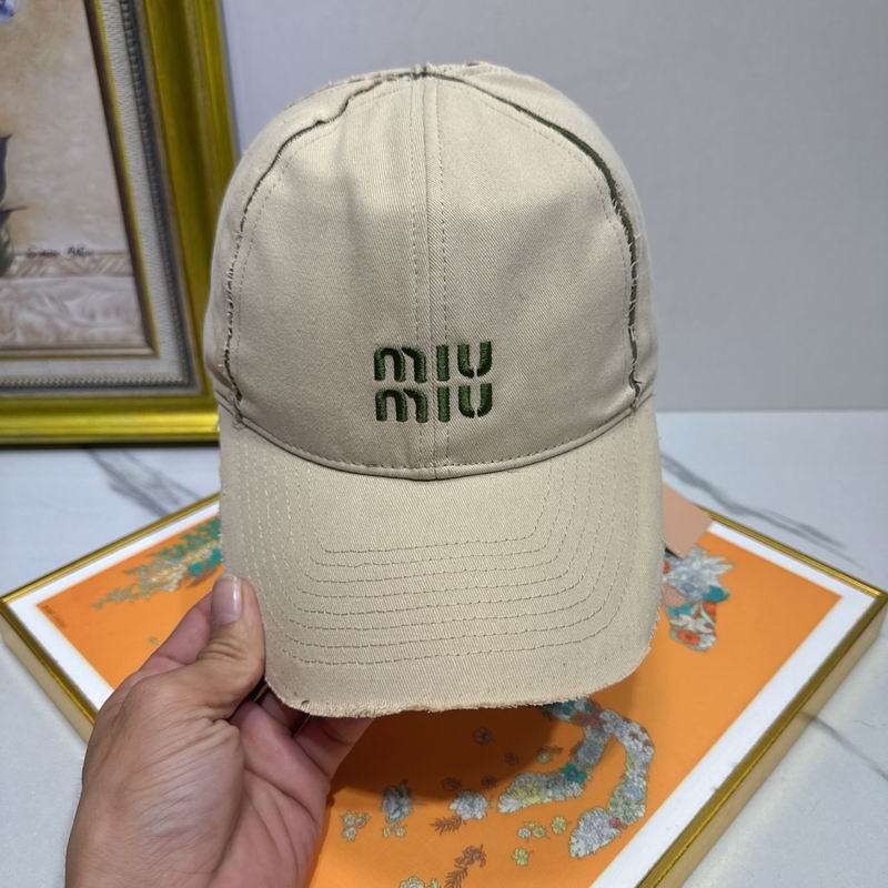 Miumiu Cap (482)