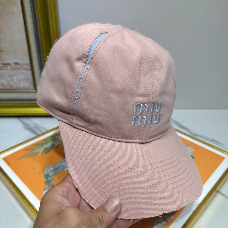 Miumiu Cap (489)