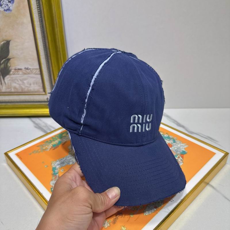 Miumiu Cap (498)