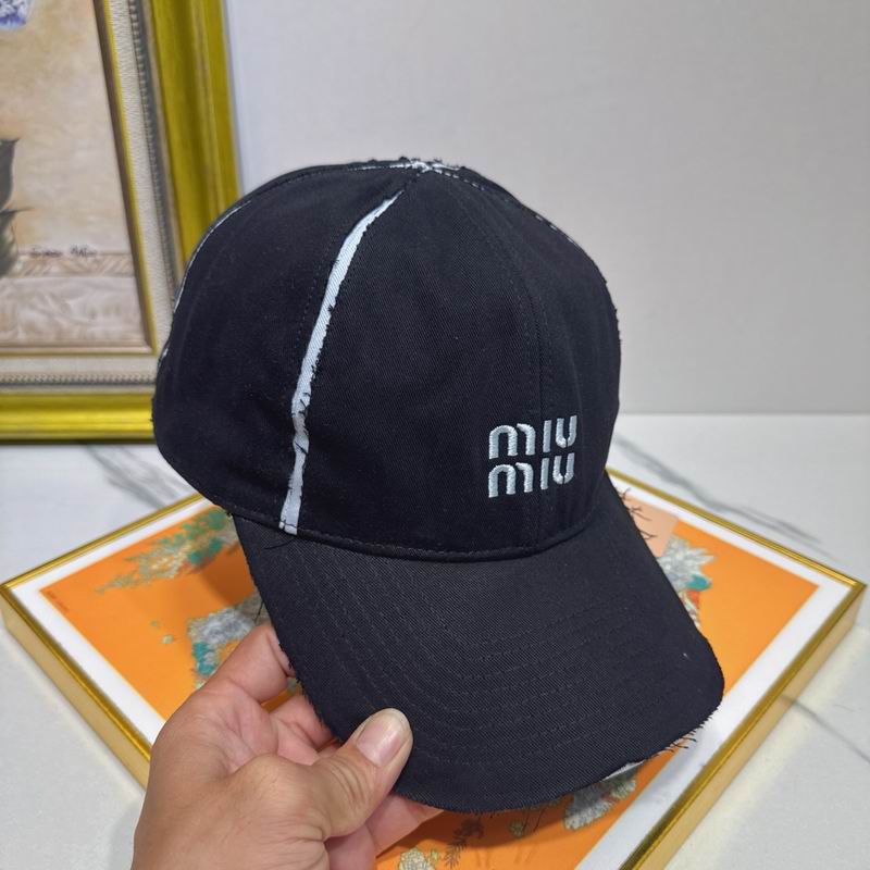 Miumiu Cap (507)