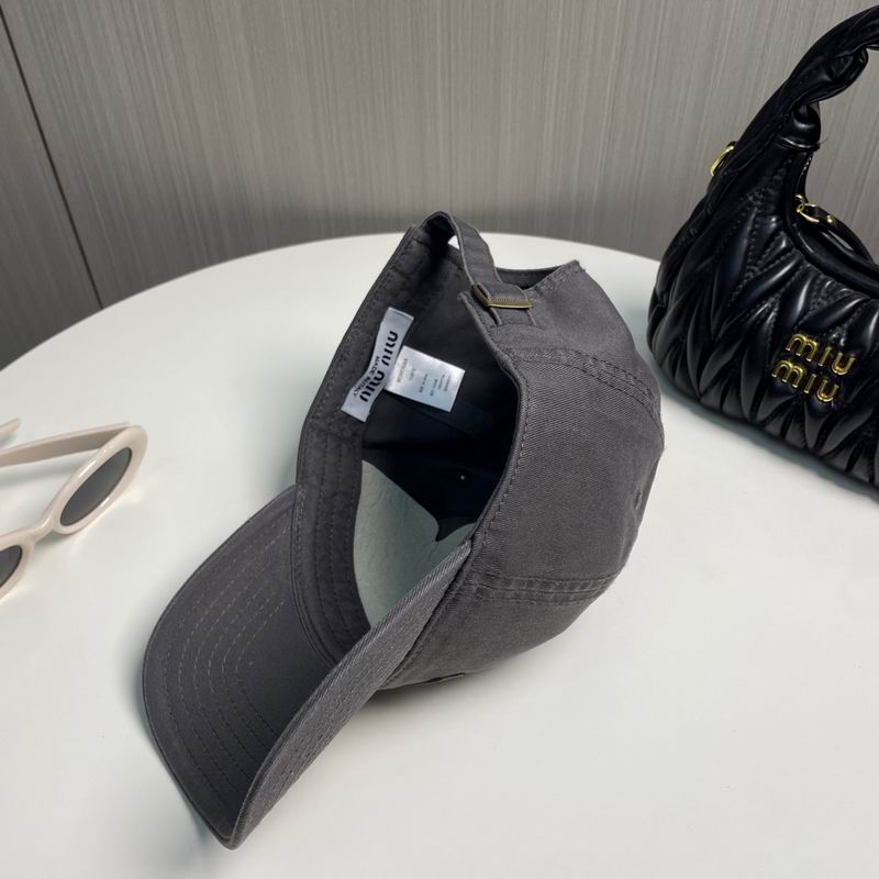 Miumiu Cap dx (580)