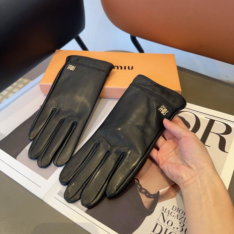 Miumiu Gloves 74 (6)