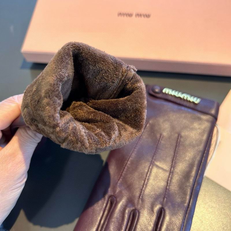 Miumiu Gloves M L 16 (14)