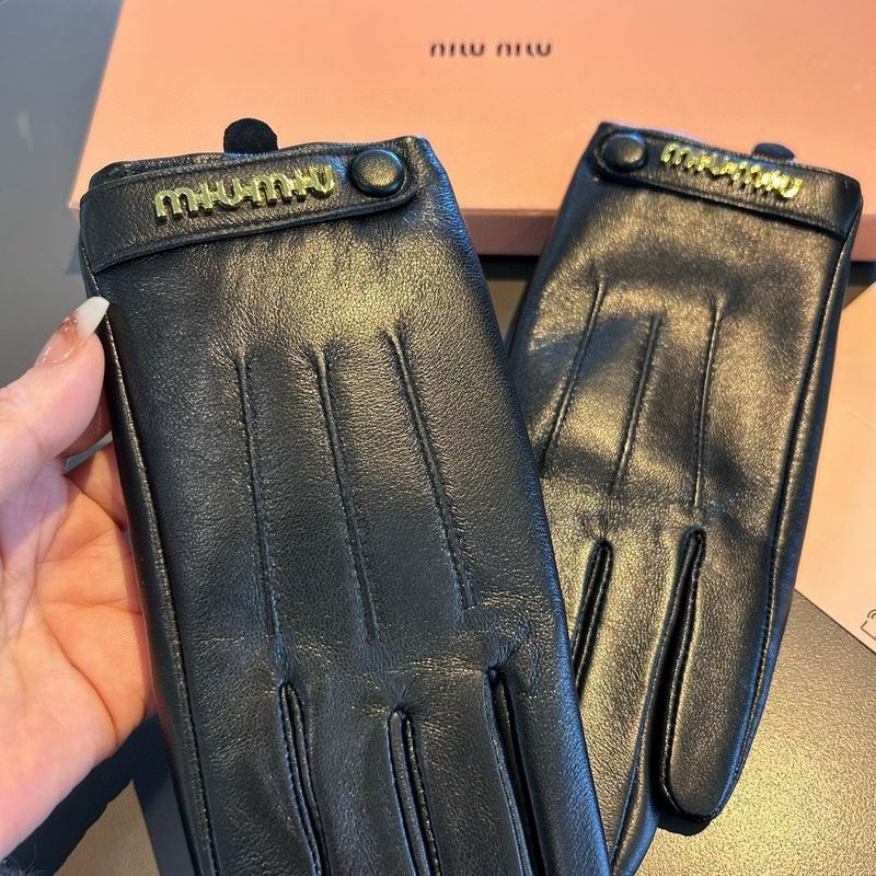 Miumiu Gloves M L 16 (2)