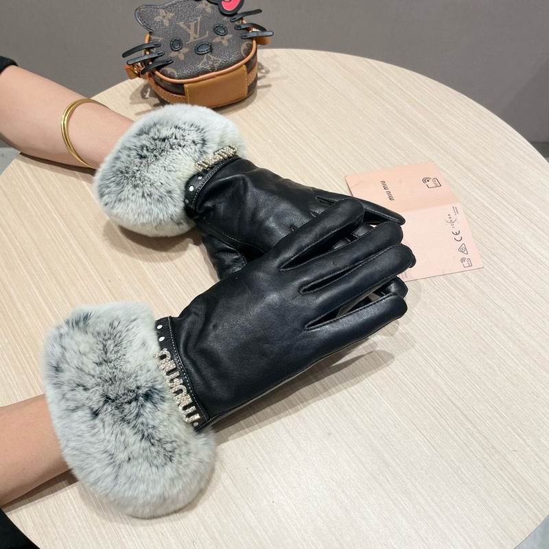 Miumiu Gloves M L 51 (1)