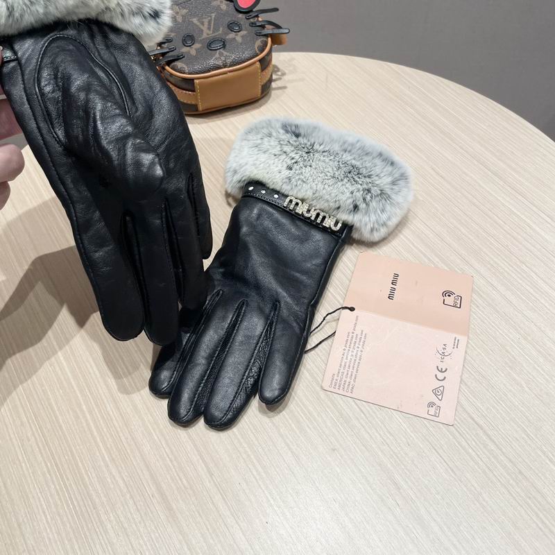 Miumiu Gloves M L 51 (2)