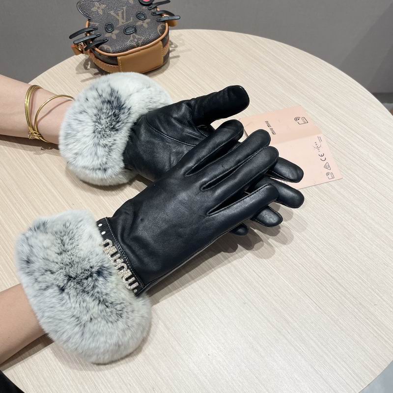 Miumiu Gloves M L 51 (7)