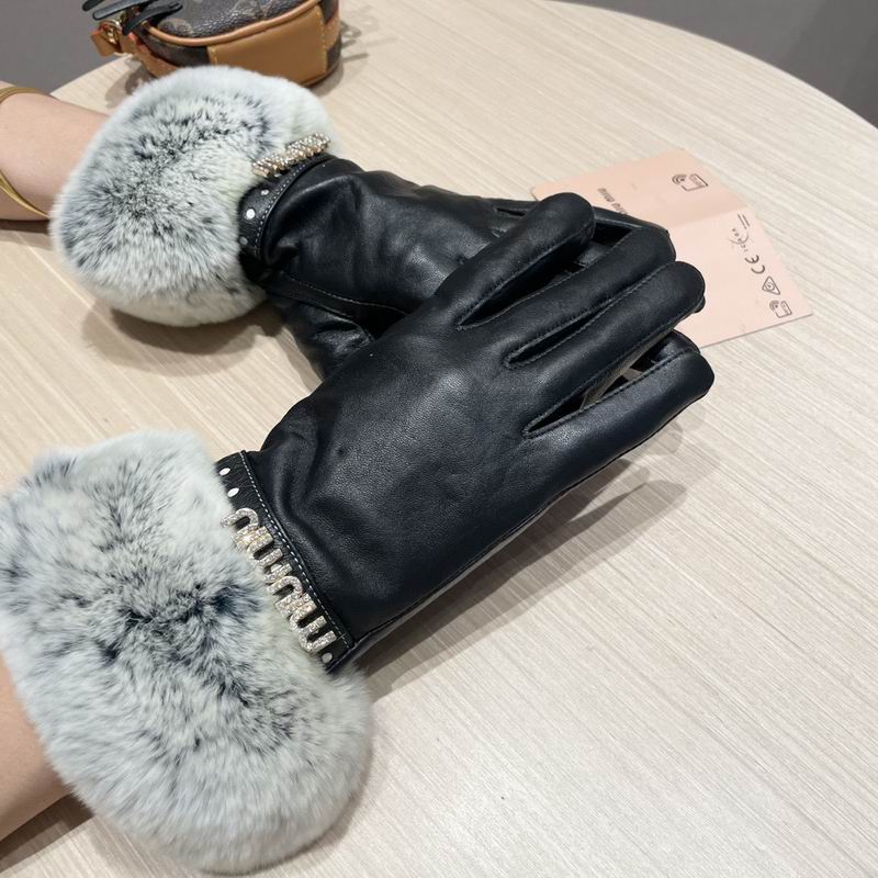 Miumiu Gloves M L 51 (9)