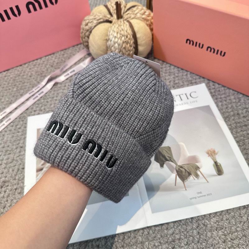 Miumiu Hat (2937)